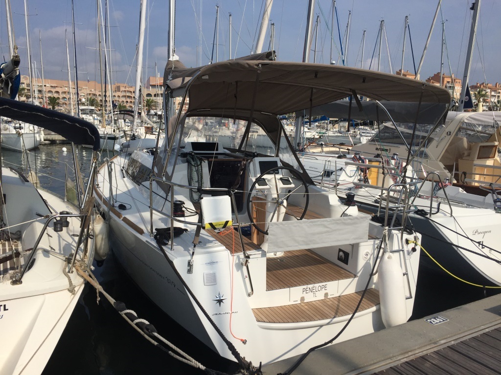 SUN ODYSSEY 319