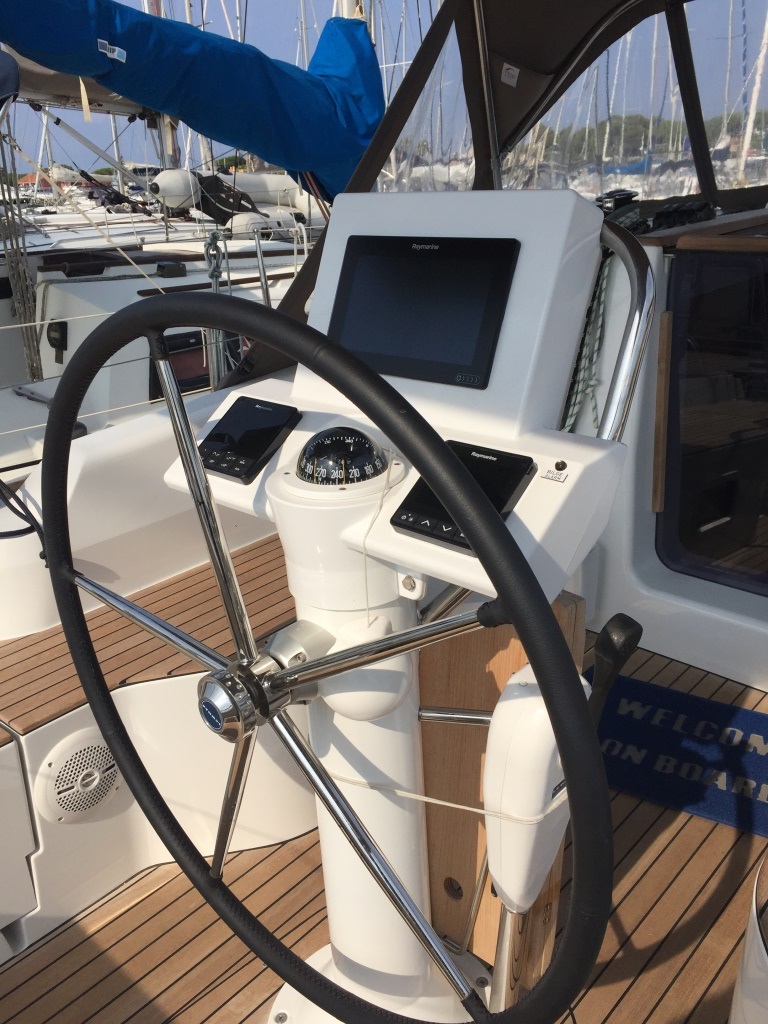 SUN ODYSSEY 319